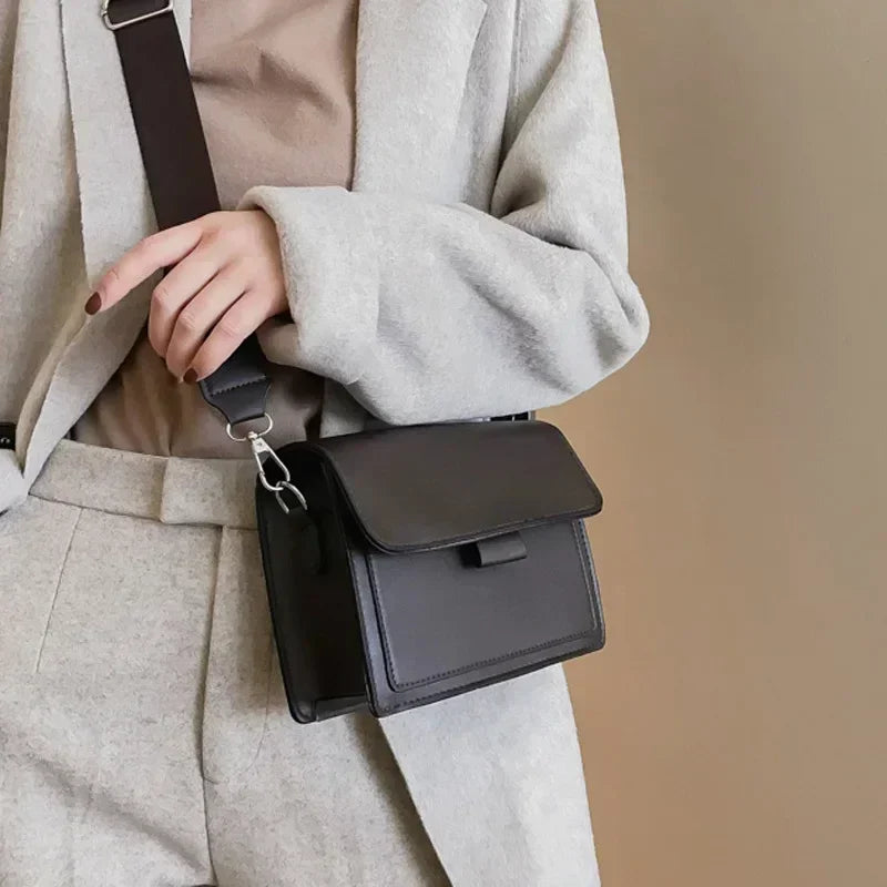Bolsa Feminina Eleganza